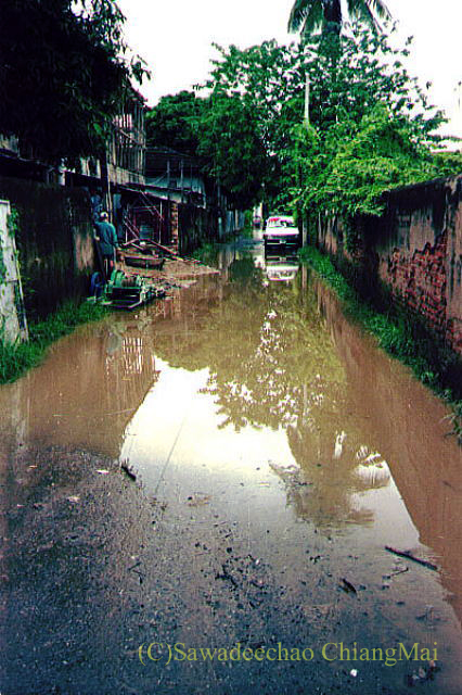 1994年の大洪水の時のチェンマイの路地