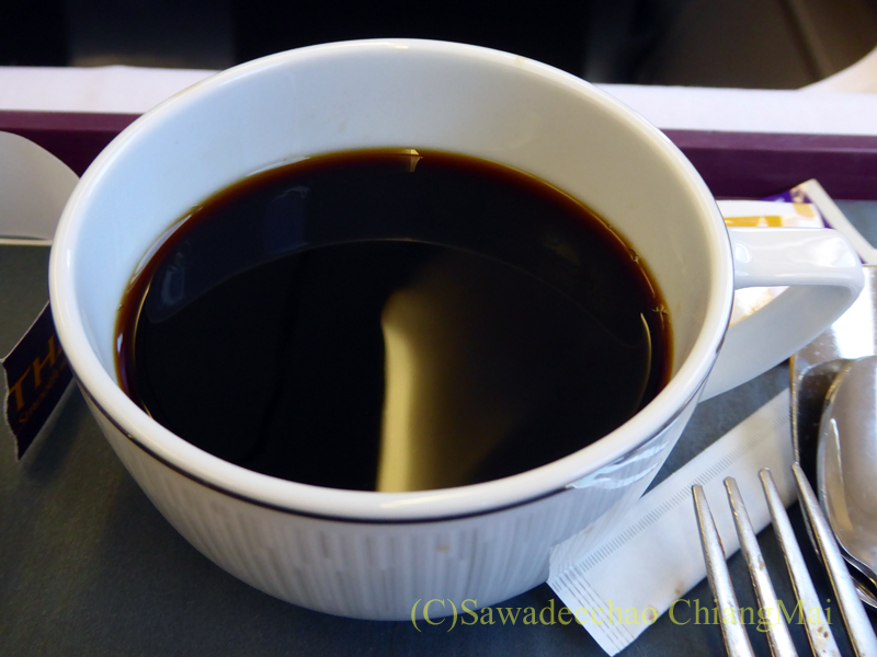 タイ国際航空TG110便ビジネスクラスで出たコーヒー