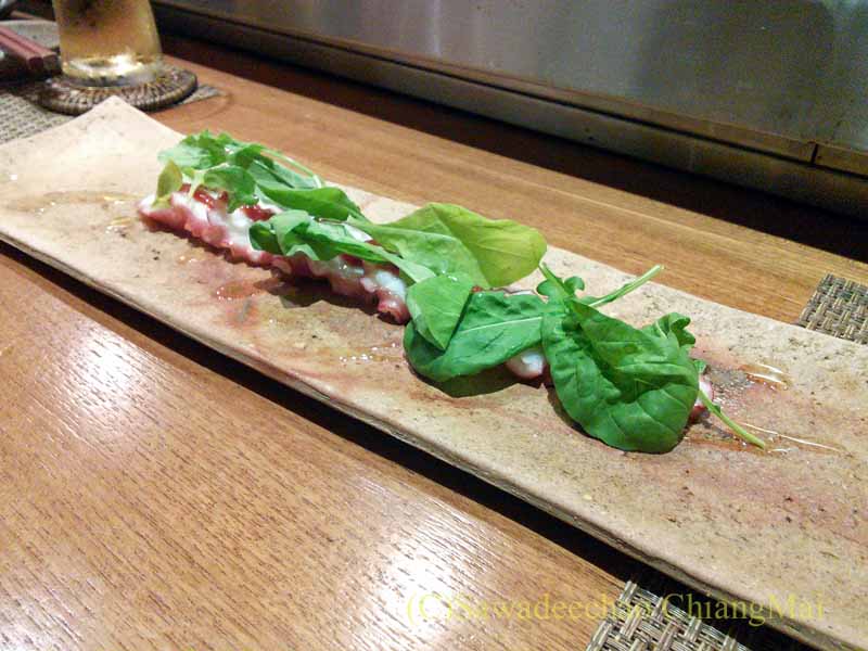 バンコクのエカマイにある高級日本料理レストラン、葉隠の真蛸カルパッチョ
