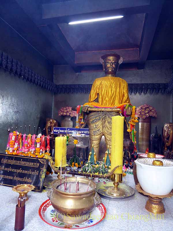 タイのピチットの歴史公園のラックムアンの像
