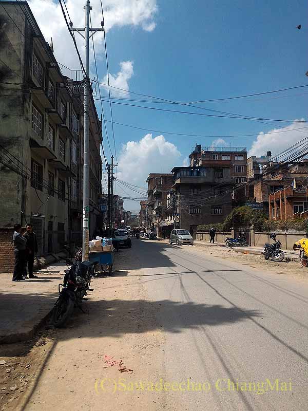 ネパールのパタン郊外の道路