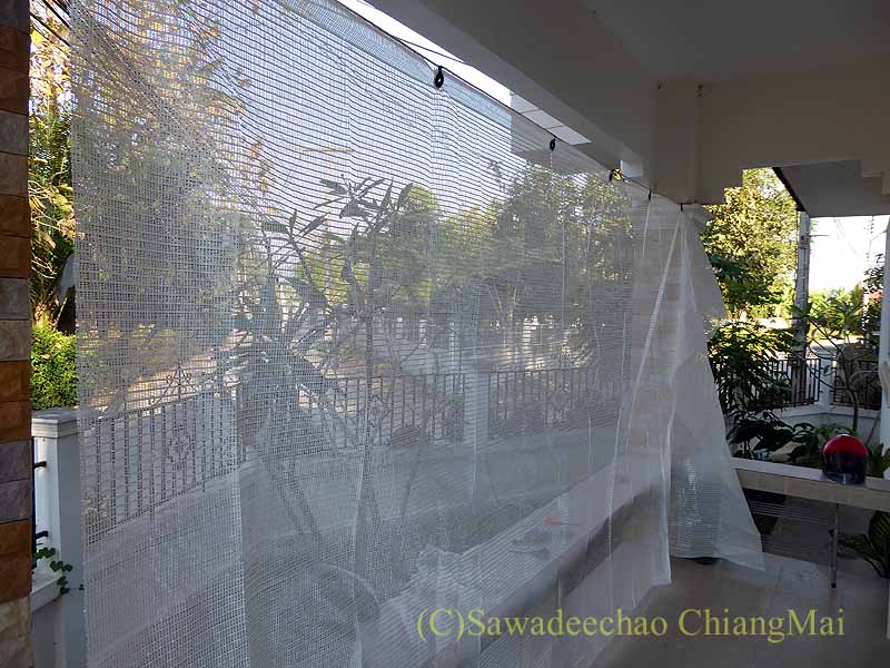 チェンマイの自宅に取り付けた日本の遮光遮熱ネット