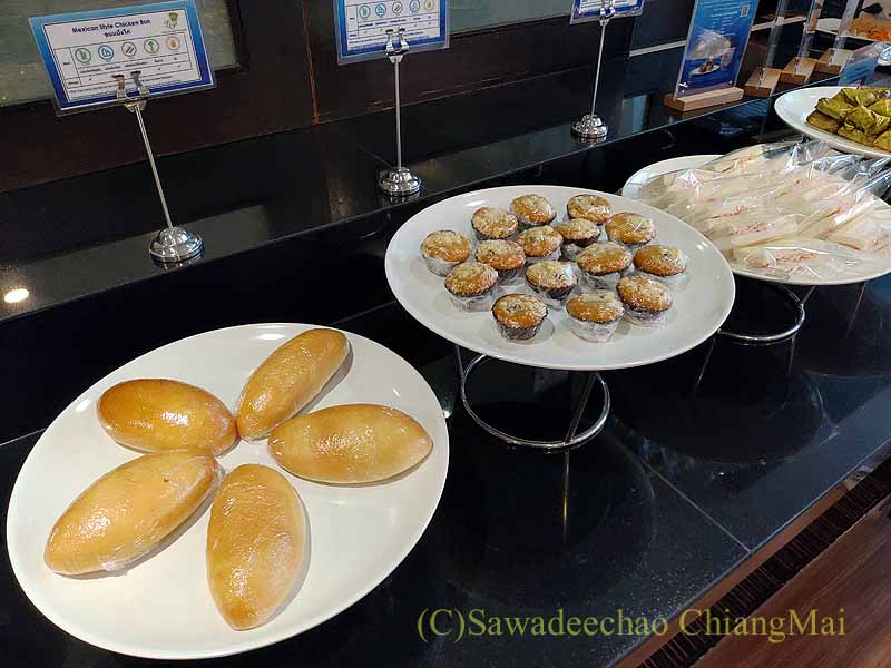 スワンナプーム空港のブルーリボンラウンジのパン類