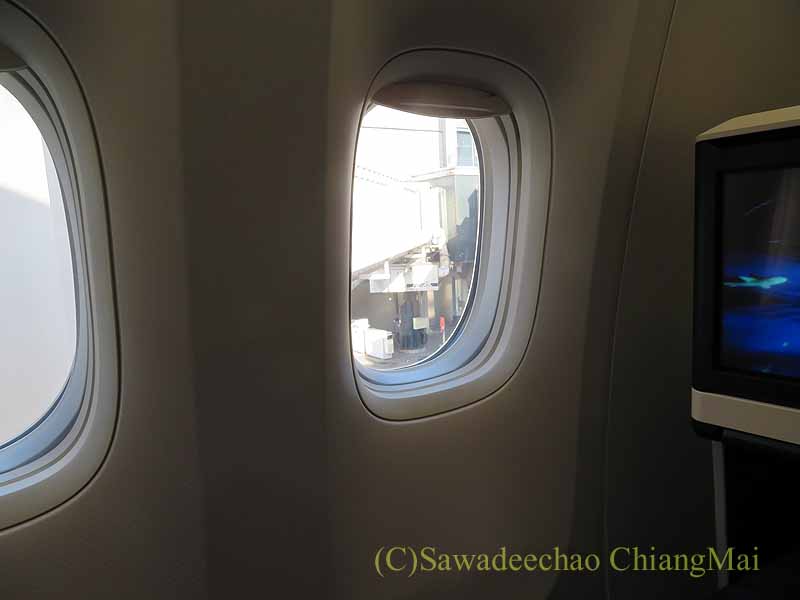 タイ国際航空TG676便ビジネスクラスの機内
