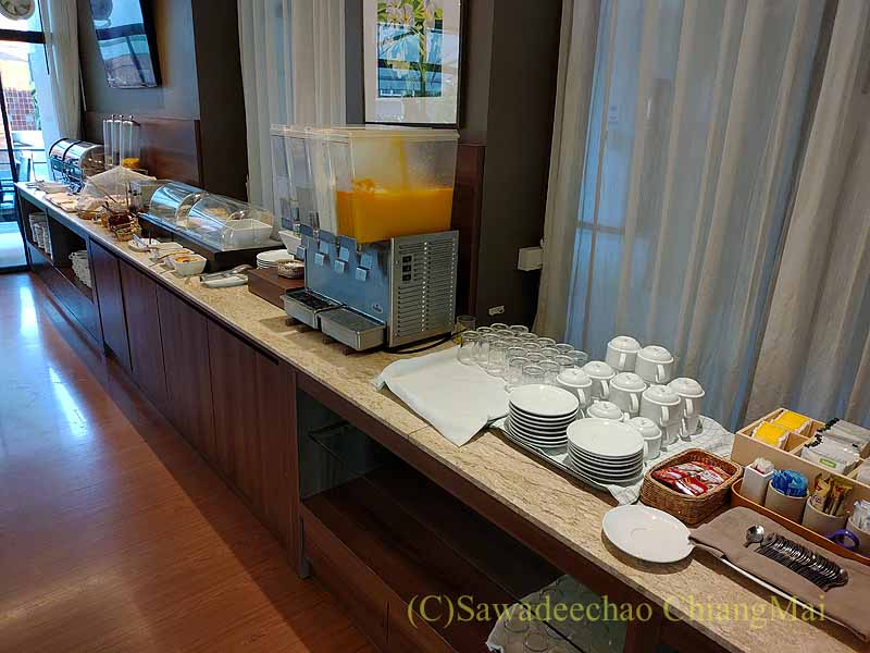 チェンマイのグランドナパットホテルの朝食コーナー