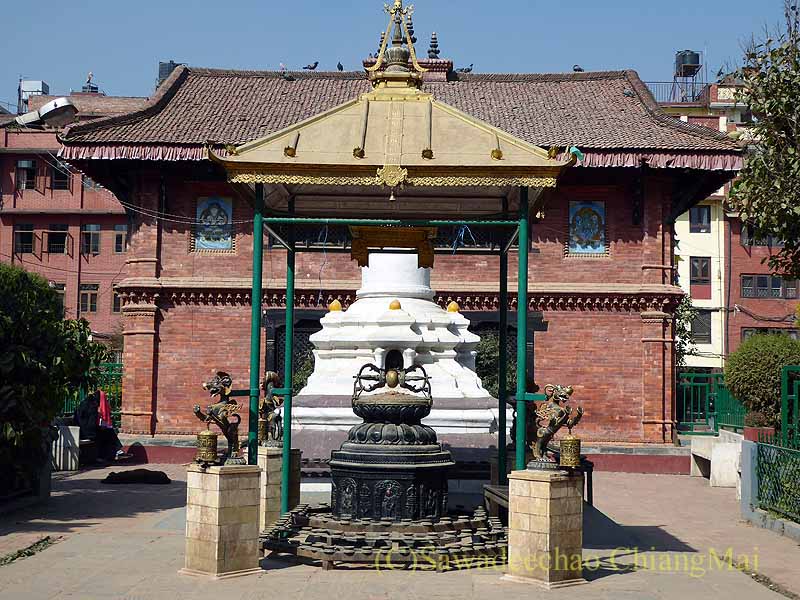 ネパール・パタンのクンベシュワール寺院の仏塔
