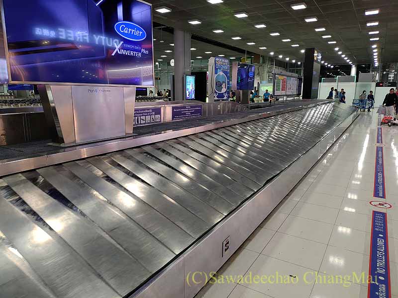 スワンナプーム空港国際線の荷物受け取りターンテーブル