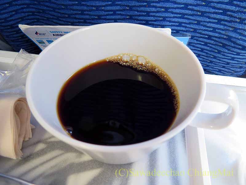 バンコクエアウェイズPG223便で出た機内食のコーヒー
