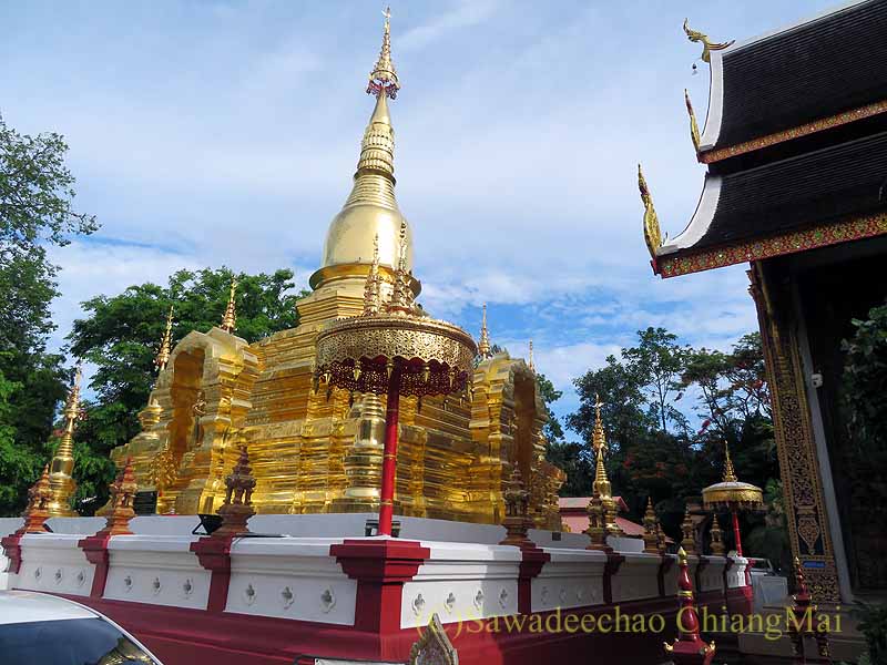 チェンマイのワットチャイモンコンの仏塔