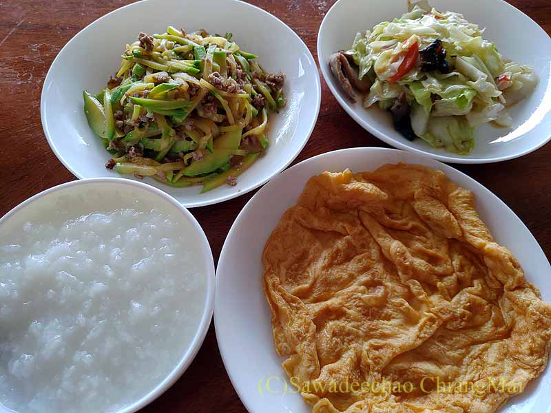 メーサローンのホテル「アマメーサローン」の朝食