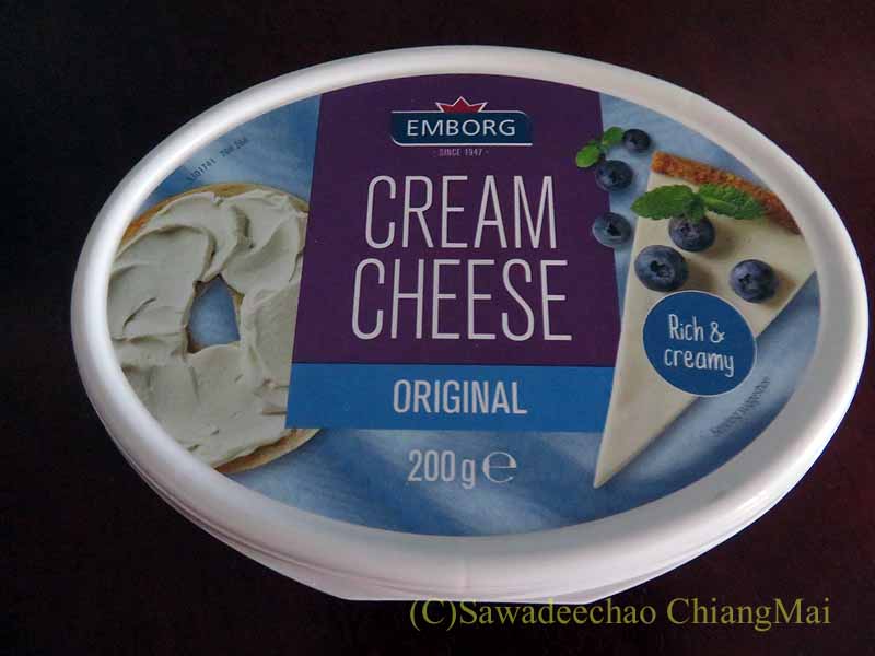 チェンマイで購入したクリームチーズ