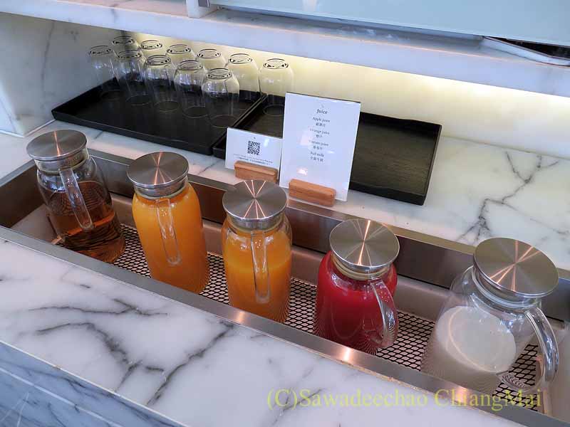 香港空港キャセイラウンジの飲料