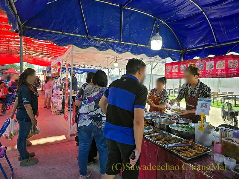 チェンマイ新雲南市場