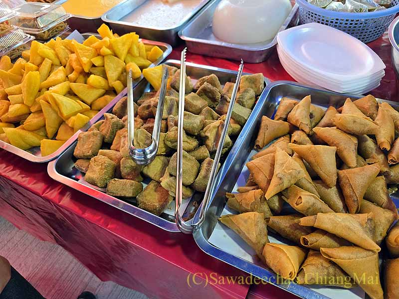 チェンマイ新雲南市場