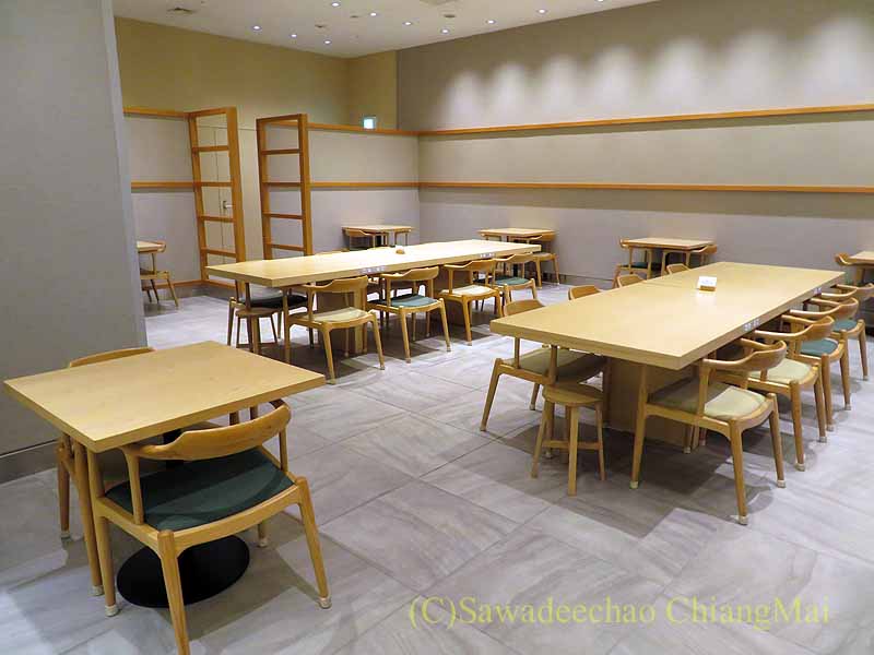 成田のキャセイラウンジ