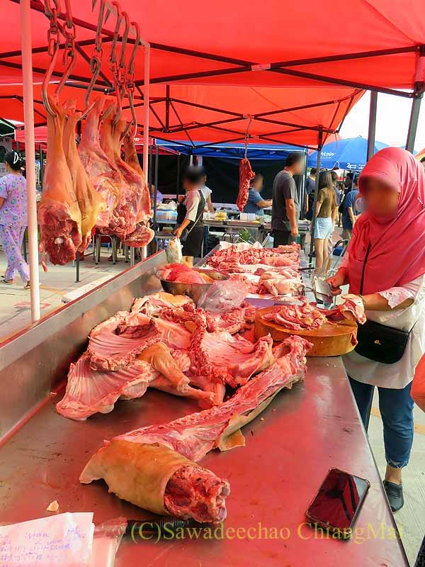 チェンマイ新雲南市場