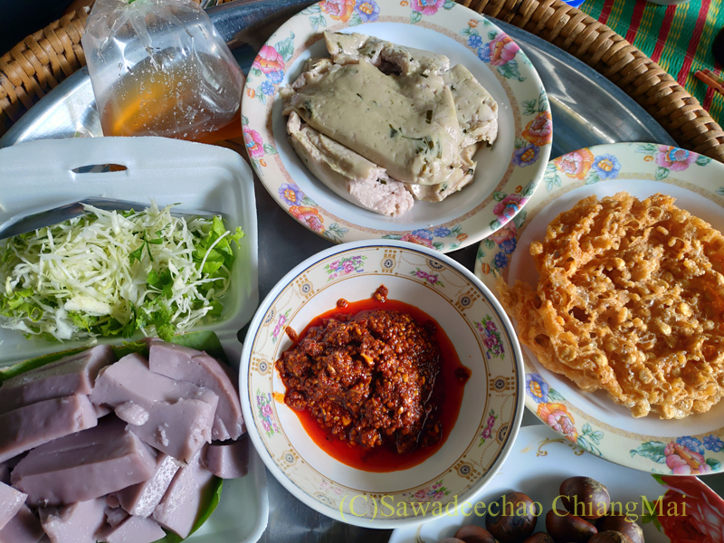 シャン族の食事