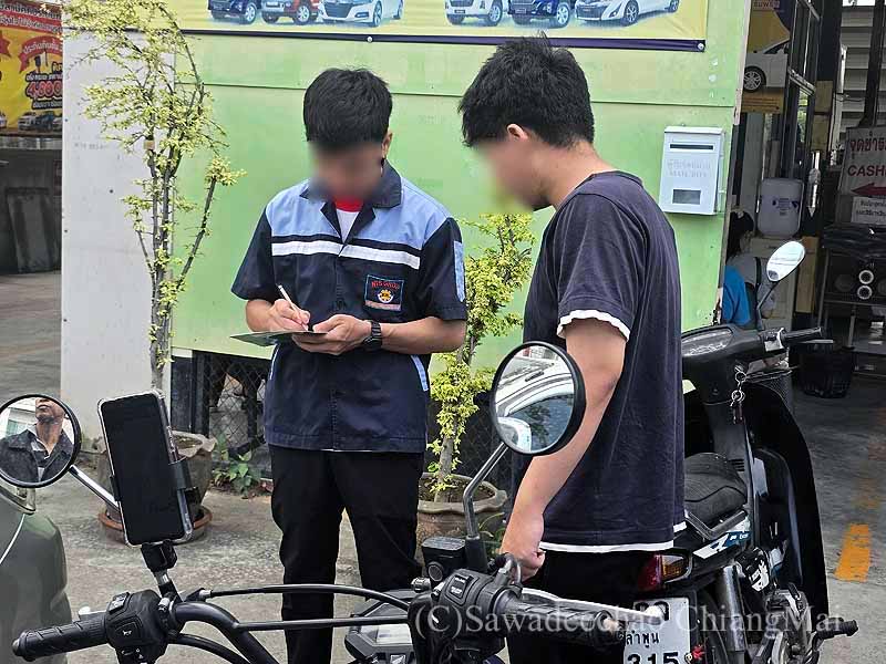 タイの車検場