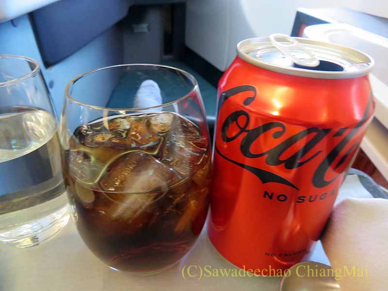 CX751便の機内食